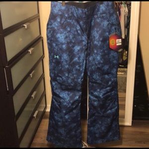 Under Armour Storm Surge Snow Pants.